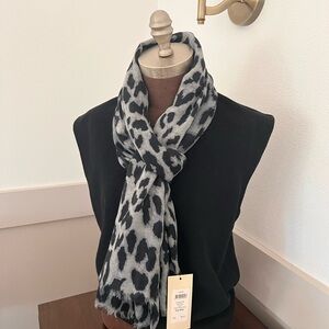 MASAI Leopard Print Scarf - Soft 100% Lightweight Wool Black/Gray Approx 40”x80”